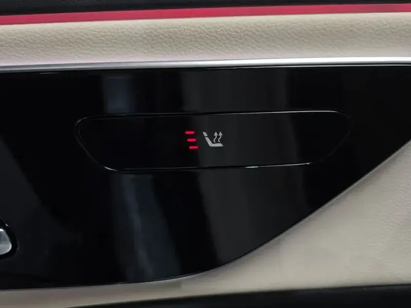 2025 Mercedes-Benz E-Класс с пробегом 13 245 км