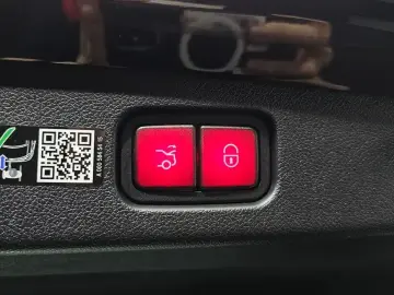 2025 Mercedes-Benz E-Класс с пробегом 4 868 км