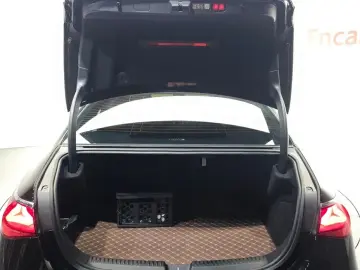2024 Mercedes-Benz E-Класс с пробегом 4 930 км