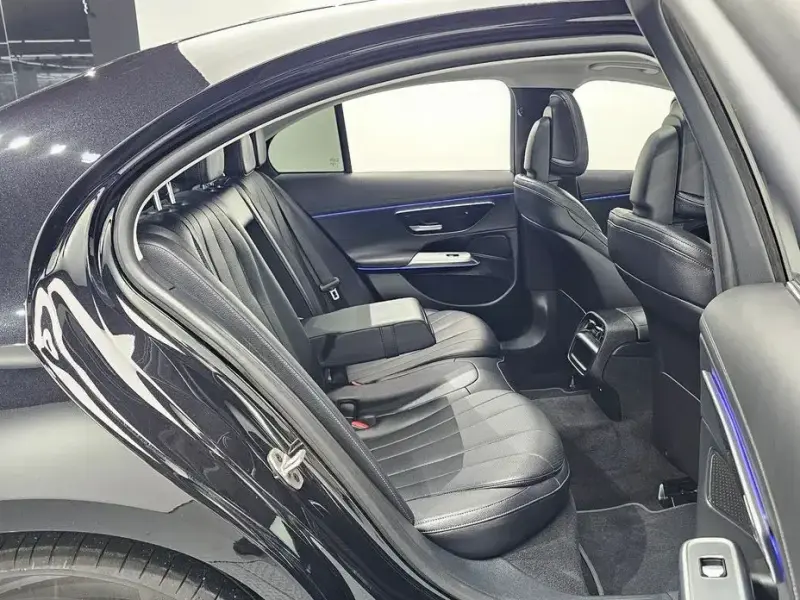 2024 Mercedes-Benz E-Класс с пробегом 27 725 км