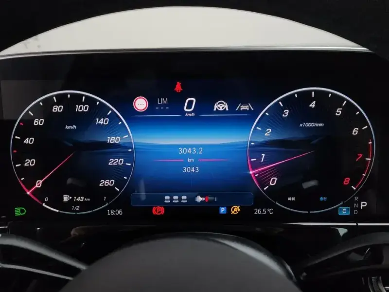2025 Mercedes-Benz E-Класс с пробегом 3 043 км
