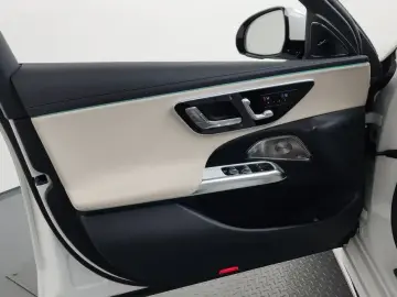 2025 Mercedes-Benz E-Класс с пробегом 3 043 км