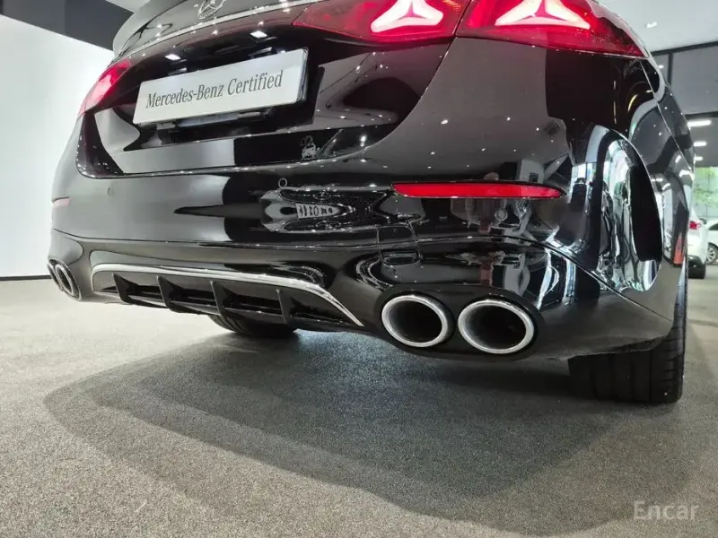 2025 Mercedes-Benz E-Класс с пробегом 3 877 км