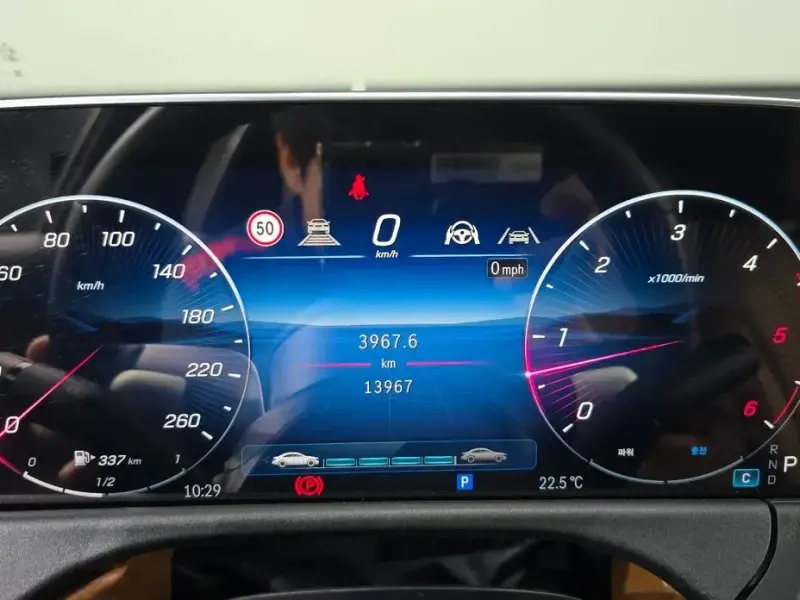 2025 Mercedes-Benz E-Класс с пробегом 13 967 км