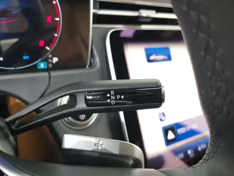 2025 Mercedes-Benz E-Класс с пробегом 13 967 км