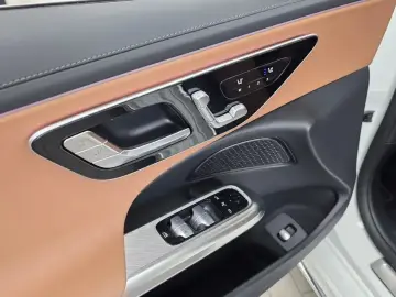 2025 Mercedes-Benz E-Класс с пробегом 200 км