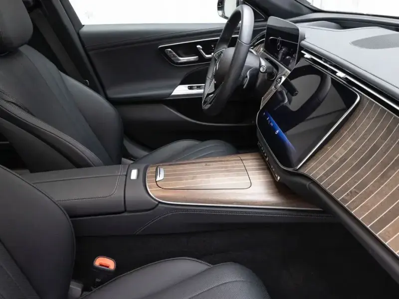 2025 Mercedes-Benz E-Класс с пробегом 8 403 км