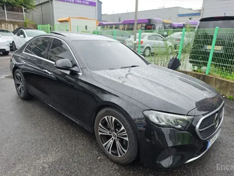 2025 Mercedes-Benz E-Класс с пробегом 11 070 км