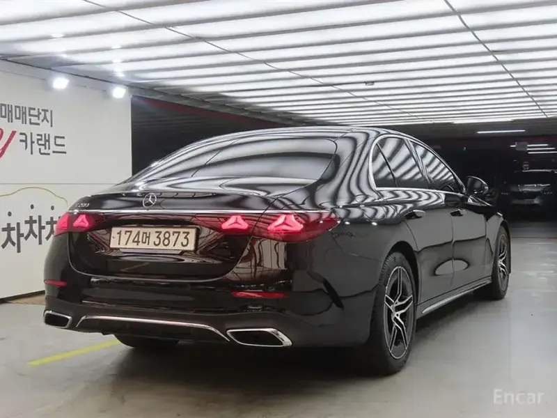 2025 Mercedes-Benz E-Класс с пробегом 7 340 км