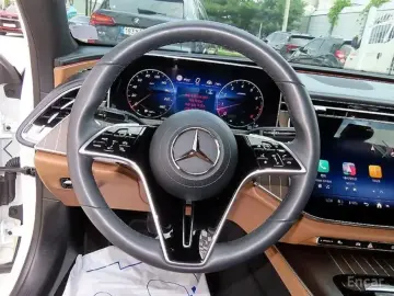 2024 Mercedes-Benz E-Класс с пробегом 15 214 км