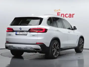 2022 BMW X5 с пробегом 52 024 км
