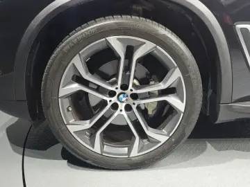 2023 BMW X5 с пробегом 27 525 км
