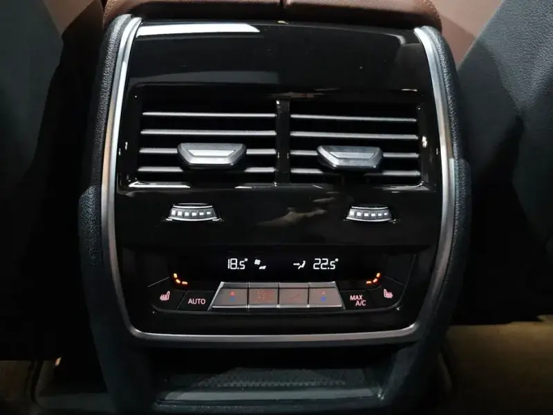 2023 BMW X5 с пробегом 27 525 км
