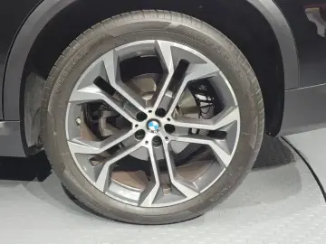 2023 BMW X5 с пробегом 27 525 км