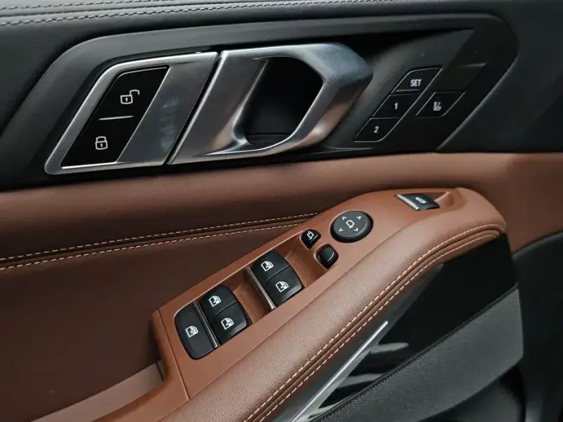2023 BMW X5 с пробегом 27 525 км