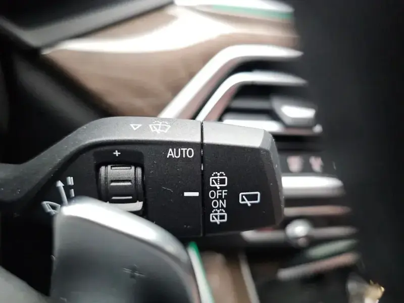 2023 BMW X5 с пробегом 27 525 км