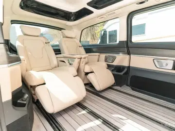 2025 Mercedes-Benz V-Класс с пробегом 28 км