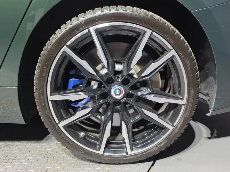 2022 BMW 8 серии с пробегом 32 007 км