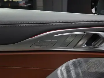 2022 BMW 8 серии с пробегом 32 007 км