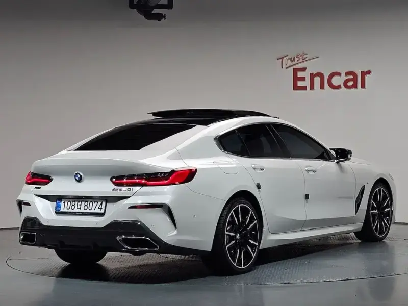 2024 BMW 8 серии с пробегом 33 951 км