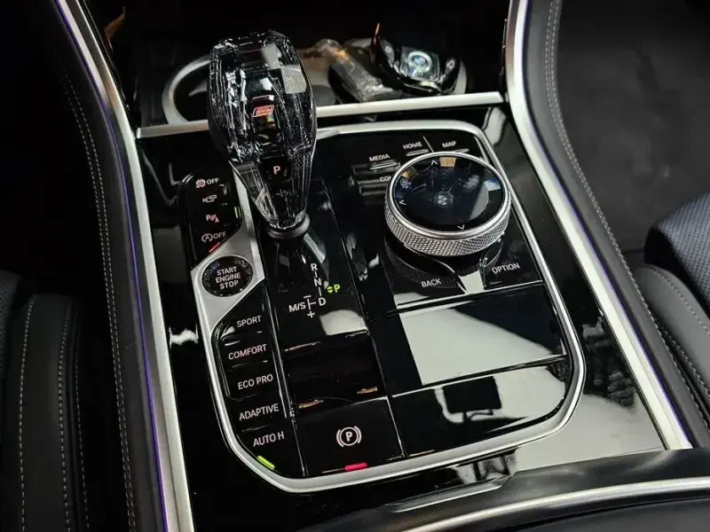 2023 BMW 8 серии с пробегом 7 974 км