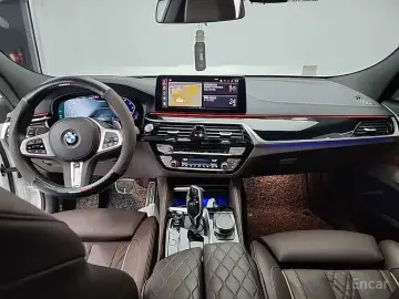 2023 BMW 6 серии с пробегом 27 350 км