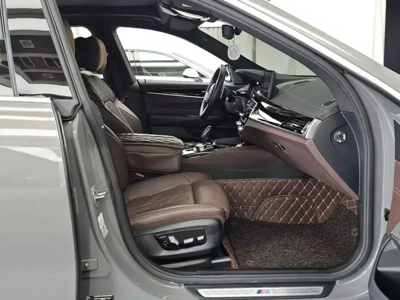 2022 BMW 6 серии с пробегом 29 409 км