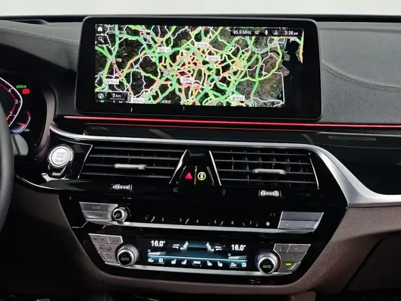 2022 BMW 6 серии с пробегом 29 409 км