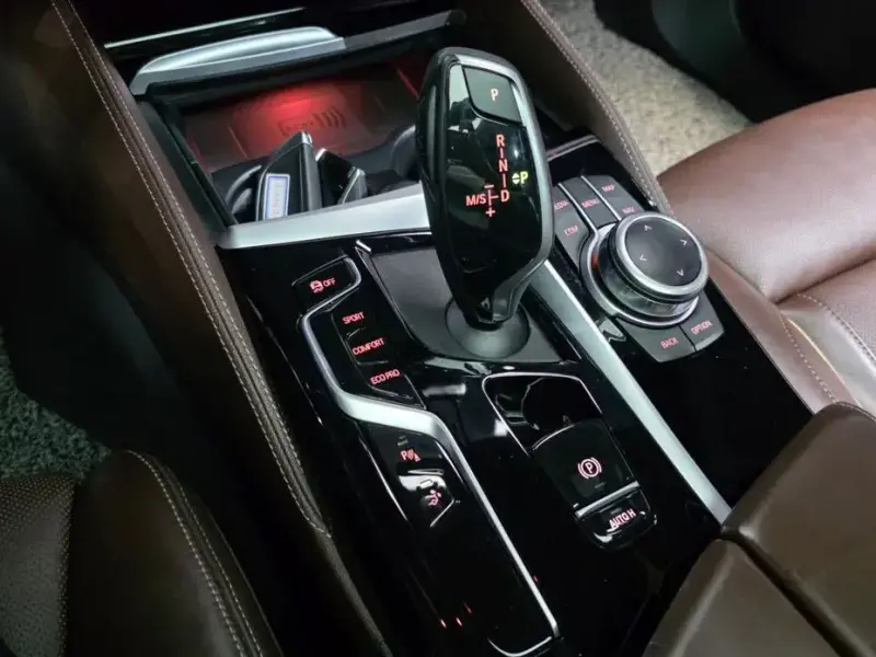 2022 BMW 6 серии с пробегом 75 954 км