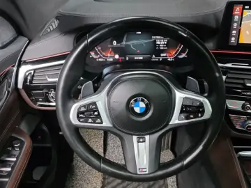 2022 BMW 6 серии с пробегом 75 954 км