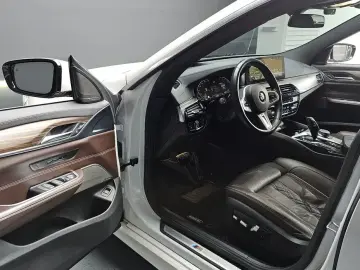 2021 BMW 6 серии с пробегом 36 542 км