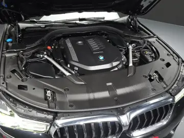 2024 BMW 6 серии с пробегом 7 652 км