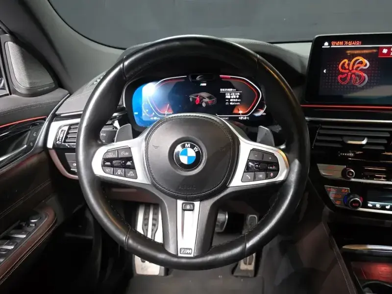2021 BMW 6 серии с пробегом 214 629 км