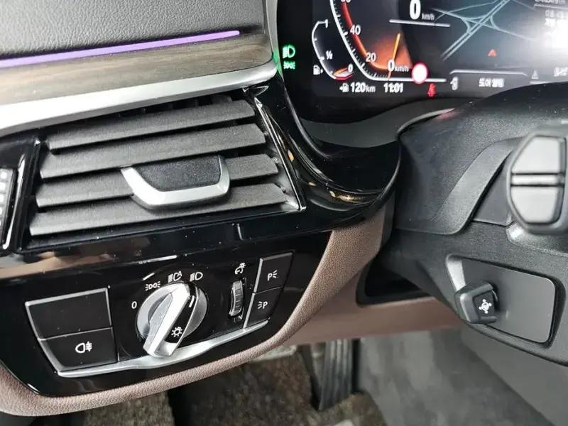 2020 BMW 6 серии с пробегом 85 479 км