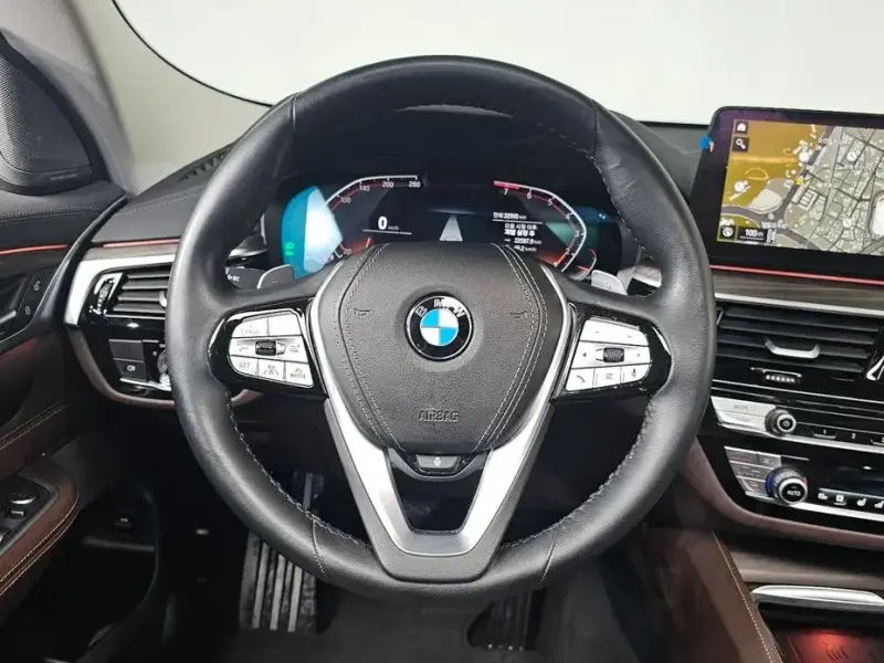 2021 BMW 6 серии с пробегом 32 595 км