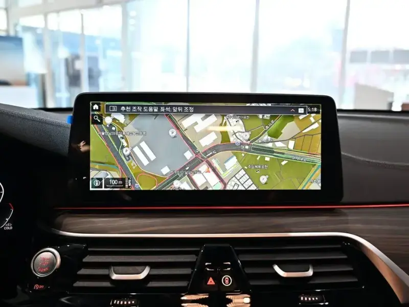2023 BMW 6 серии с пробегом 39 420 км