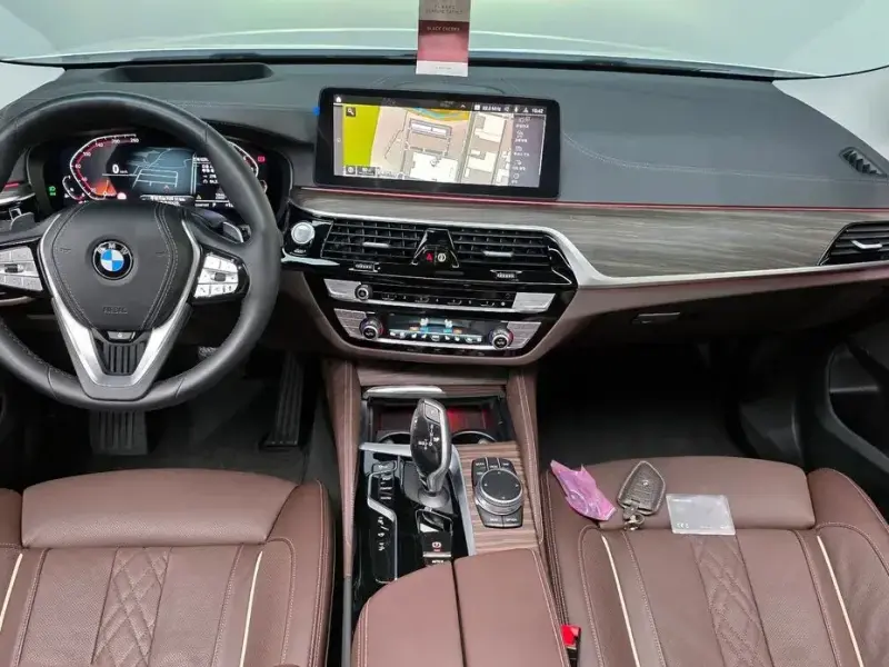 2023 BMW 6 серии с пробегом 60 556 км