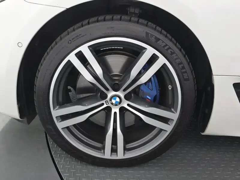 2022 BMW 6 серии с пробегом 53 189 км