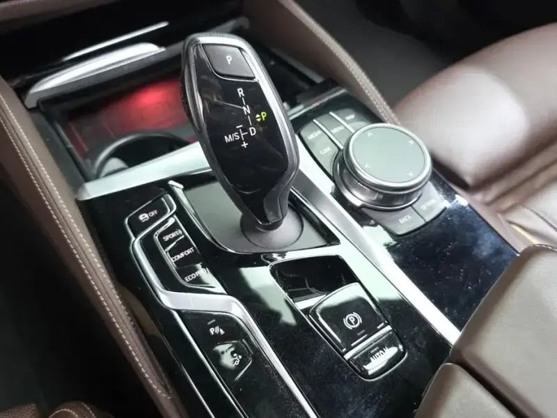 2022 BMW 6 серии с пробегом 53 189 км
