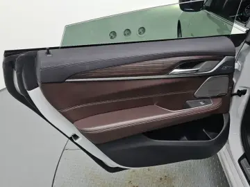 2020 BMW 6 серии с пробегом 73 646 км