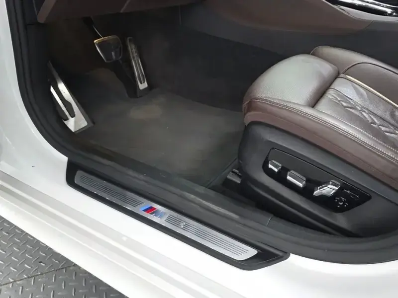 2022 BMW 6 серии с пробегом 53 189 км