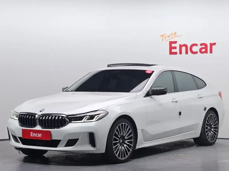 2022 BMW 6 серии с пробегом 52 597 км