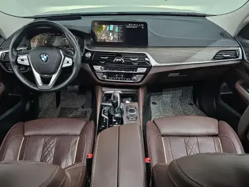 2022 BMW 6 серии с пробегом 52 597 км