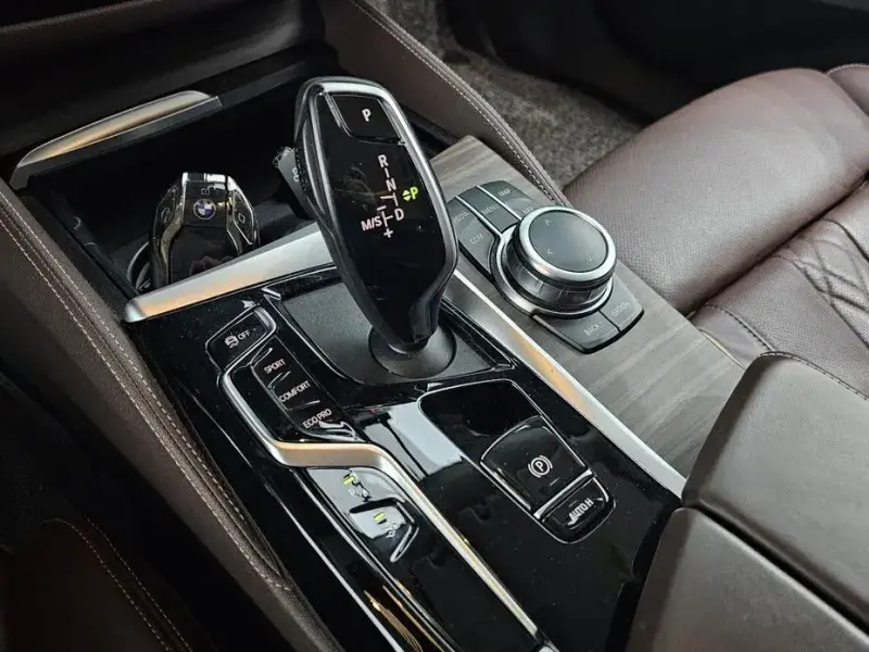 2022 BMW 6 серии с пробегом 52 597 км