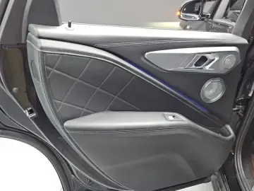 2023 BMW XM с пробегом 40 728 км