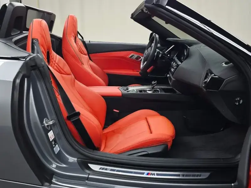 2024 BMW Z4 с пробегом 12 833 км
