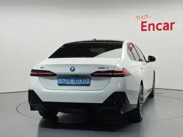 2024 BMW i5 с пробегом 23 021 км