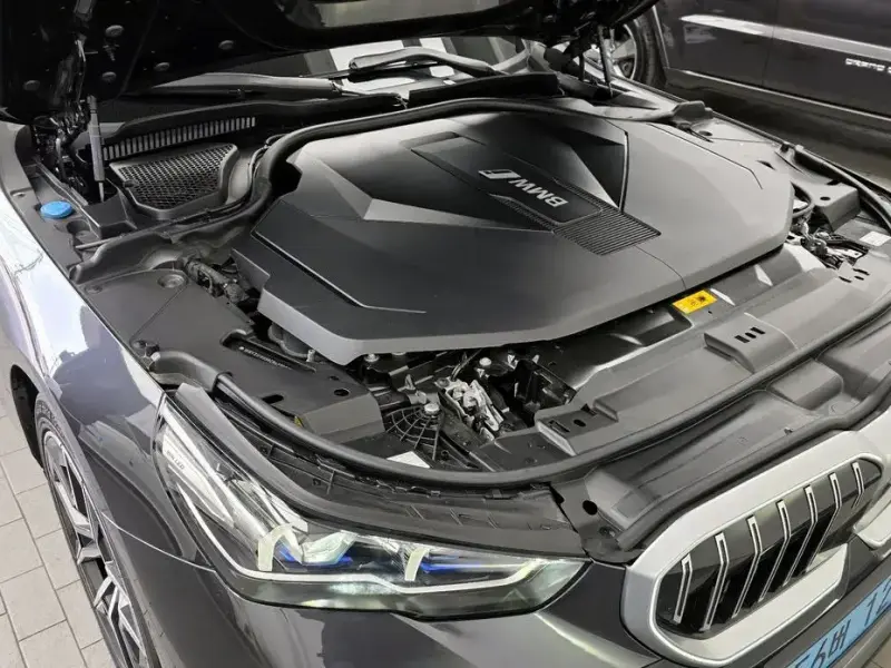 2024 BMW i5 с пробегом 67 428 км