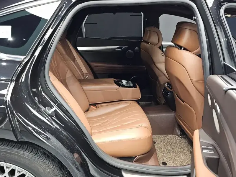 2023 Genesis G80 с пробегом 30 375 км