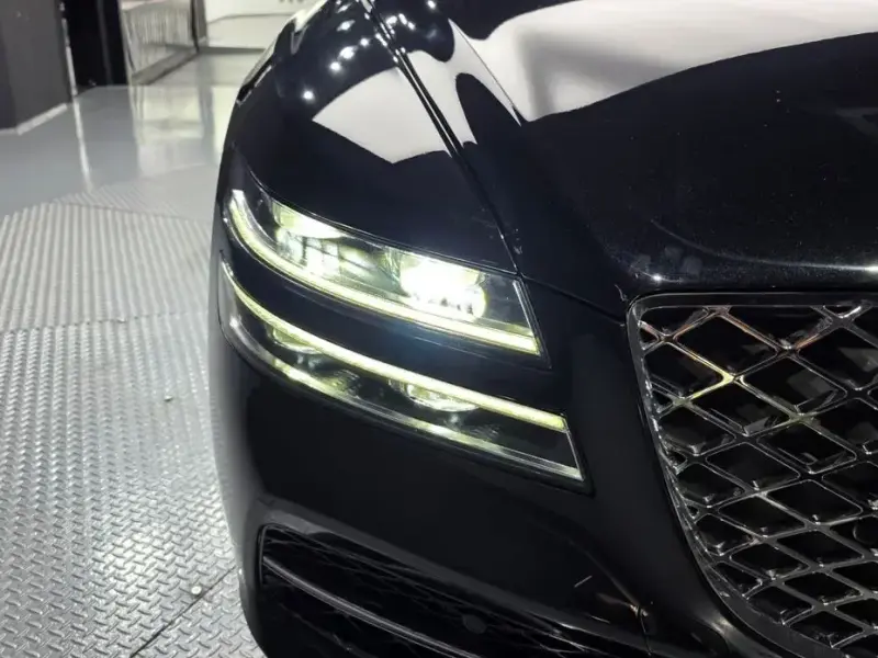 2023 Genesis G80 с пробегом 25 790 км
